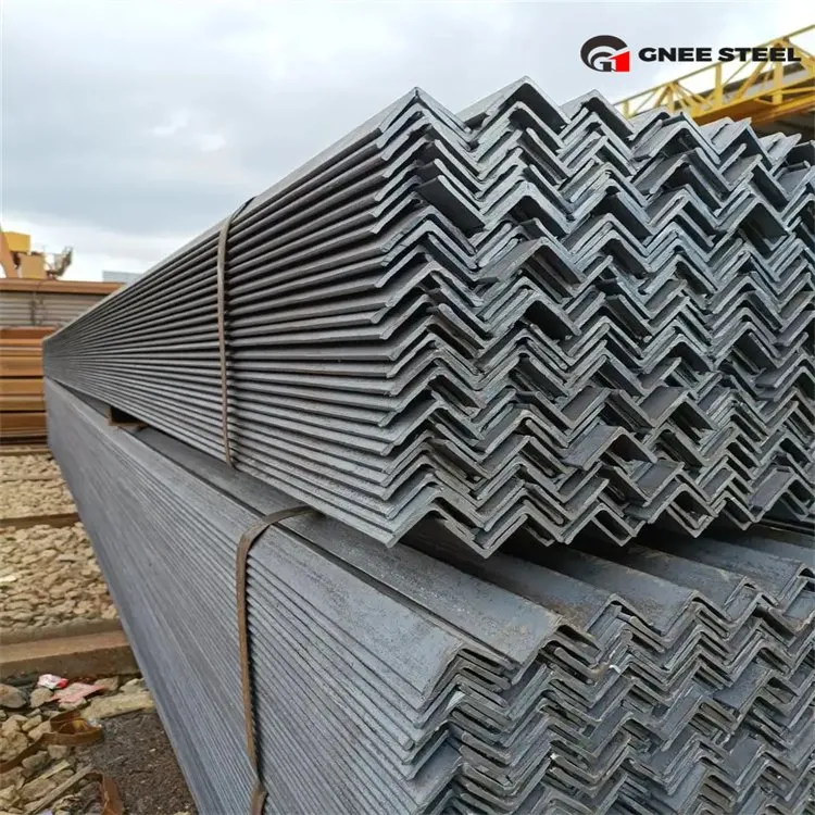 Cornière en acier A572