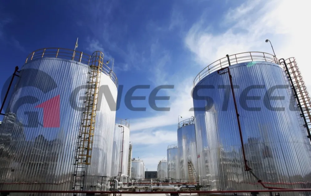 Liquid hydrogen storage tanks Liquid hydrogen storage tanks